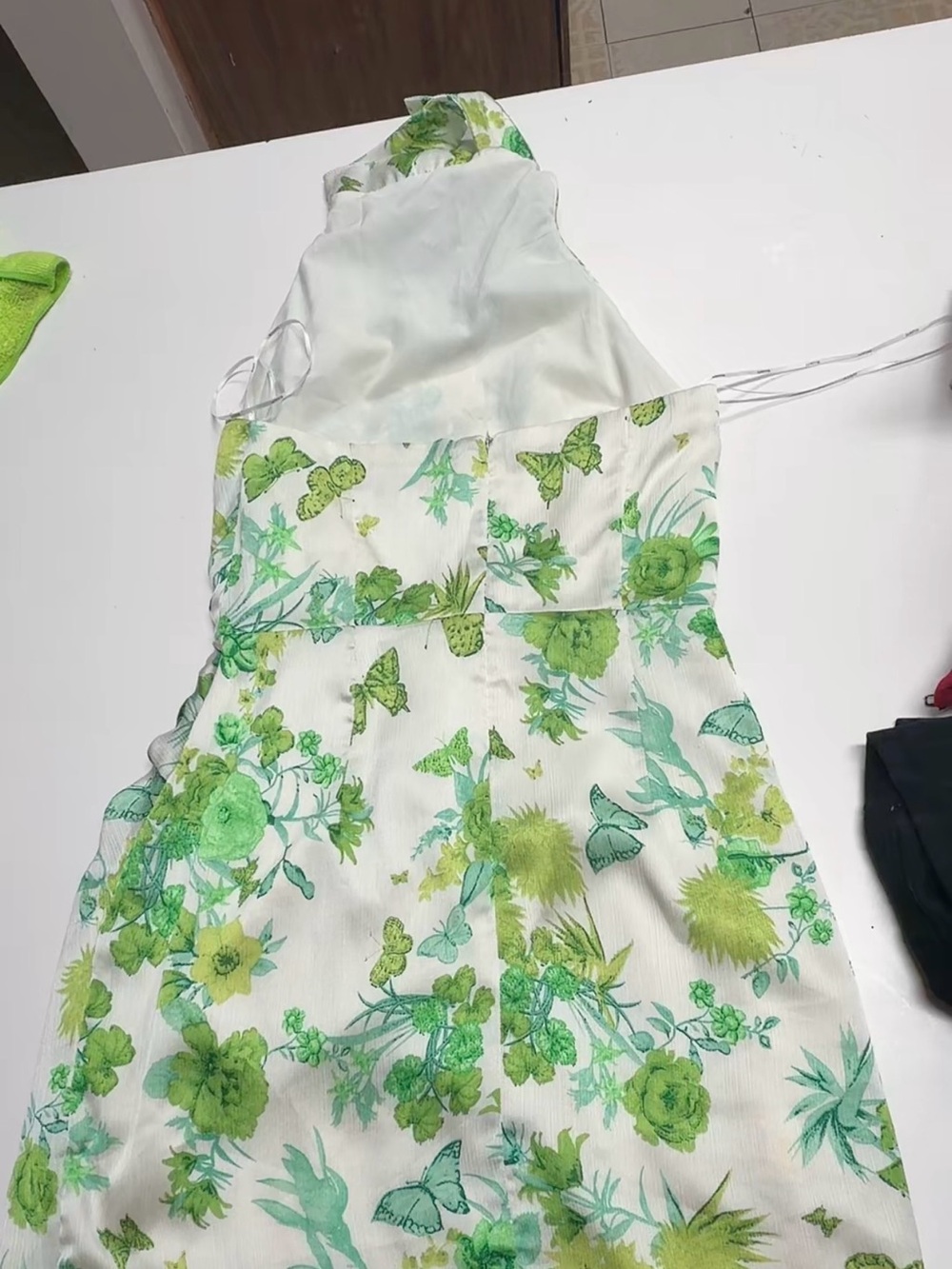 Elliatt One-Shoulder Floral Midi Dress in White and Green - Picture 3 of 3